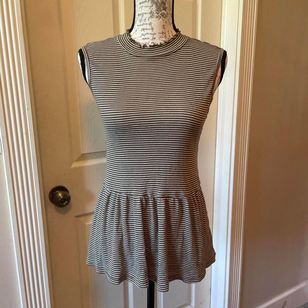 Unbranded Women's Khaki and White Blouse